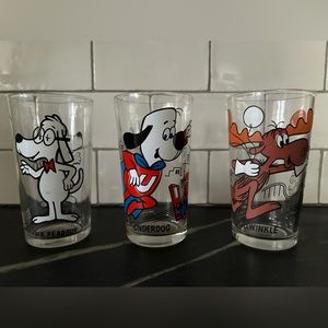 Vintage cartoon animation character collector glasses